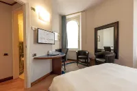 Hotel Moderno - balcony