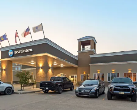Best Western High Road Inn Hoteles en Edson