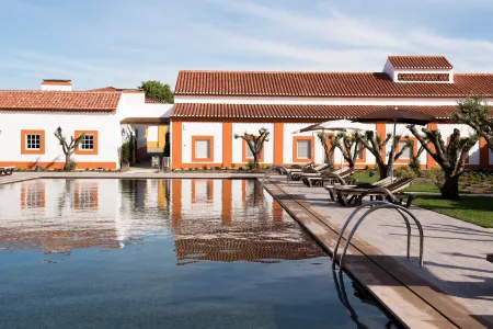 Vila Gale Collection Alter Real - Resort Equestre, Conference & Spa Отели в г. Alter do Chao