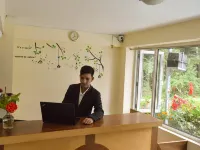 Forest View Retreat Hotels in Manali