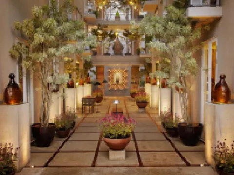 KoenoKoeni Boutique Hotel