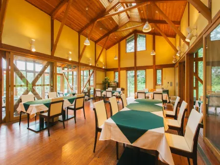 Pica Yamanakako Village Отели рядом с достопримечательностью «Panoramic Viewing Platform»