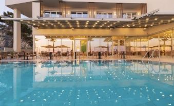 Amr Hotel - Durres