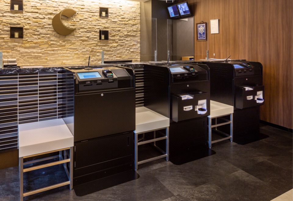 4. 컴포트 호텔 와..