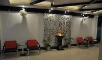 Hotel Dolphin 烏達姆普爾住宿飯店