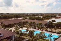 Ozon Hotel - Pool
