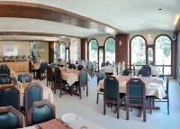 The Orchard Greens Hotel a Manali