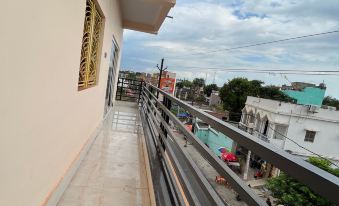 Hotel Krishna Paradise