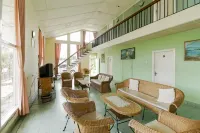 RedDoorz Near Jam Gadang Syariah Bukit Tinggi فنادق في Sianok Anam Suku