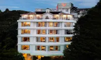 Hotel Viceroy Hotels near Darjeeling Himalayan Railway