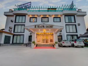 Hotel Sejour Luxury Srinagar