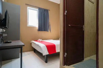 RedDoorz Near Wisata Paribendo Lawang Các khách sạn ở Ketindan