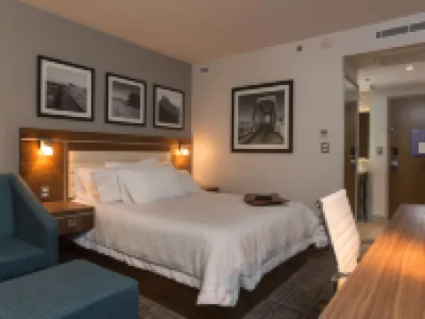 ハンプトン  イン バイ ヒルトン エルモシーリョ エルモシージョのホテル