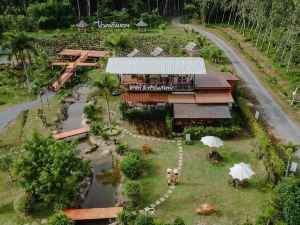 Rai Na Bualuang Cafe & Farm Stay