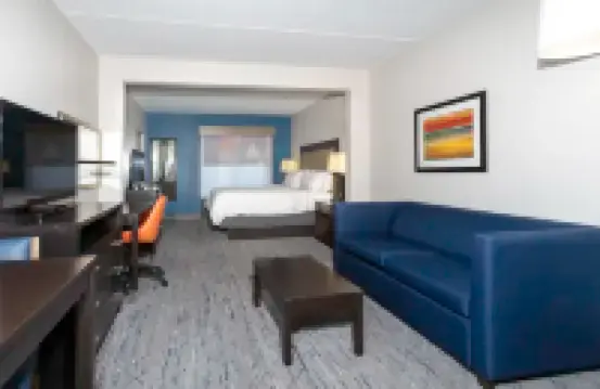 Holiday Inn Express & Suites JACKSONVILLE AIRPORT by IHG