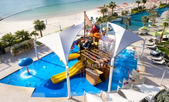 Four Seasons Hotel Bahrain Bay