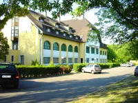 Hotel Familia Hotel a 