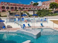 Hotel Royal Continental Hotels in Metropolitan City of Naples