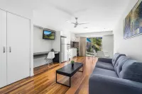 Essence Apartments Chermside Hotels in Mitchelton