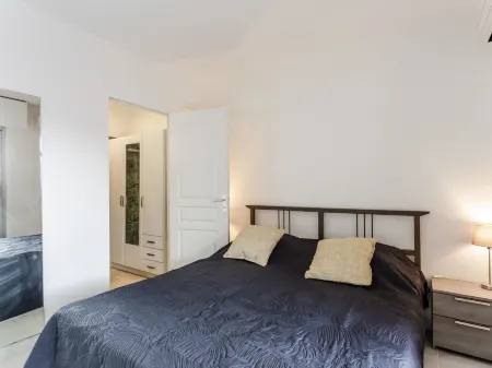 Port de La Gavine Отели рядом с Аэропорт Йер