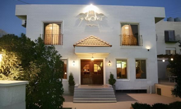 Salome Hotel - Housity