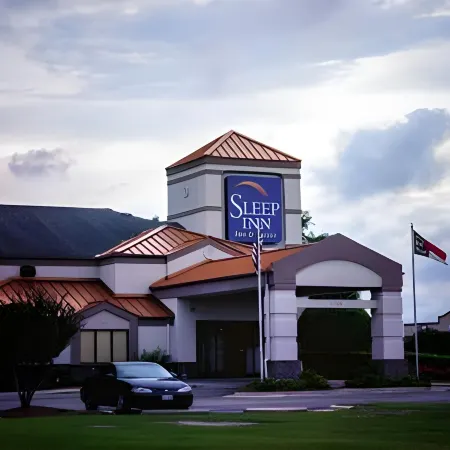 Sleep Inn & Suites Spring Lake - Fayetteville Near Fort Bragg