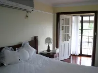 The Hideaway Luxury B&B Retreat