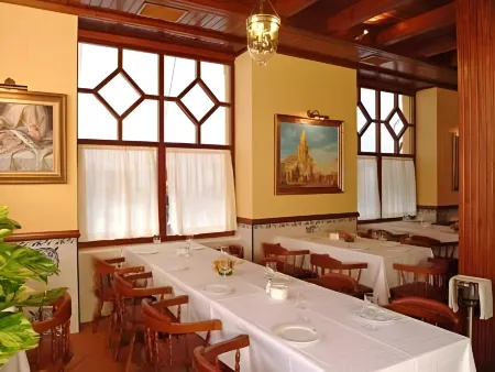 Basic Hotel Doña Manuela