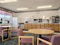 Days Inn by Wyndham Lexington NE
