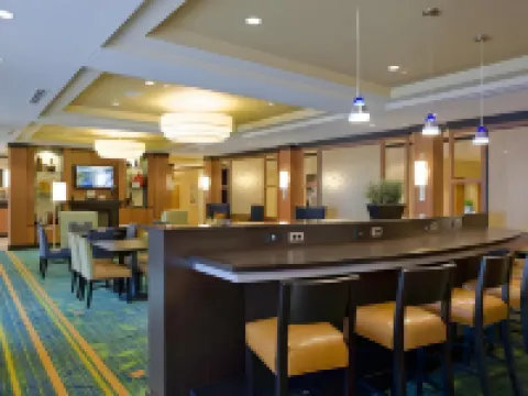 フェアフィールド イン & スイーツ コロンバス コロンバスのホテル