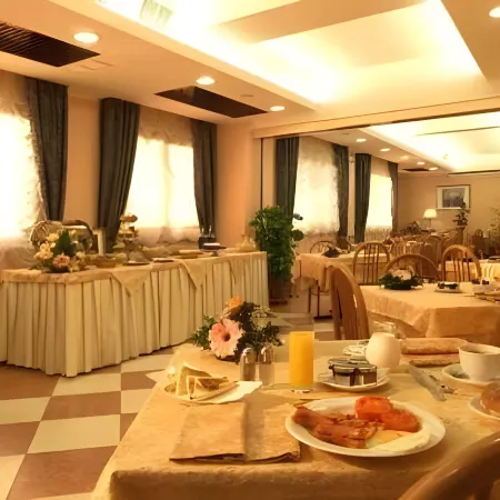 Hotel Palace 2000