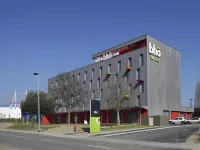 Akena Nantes Atlantis Zénith Hotels in Bouguenais