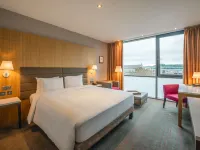 Radisson Blu Royal Hotel, Dublin Hotels near Brown Thomas