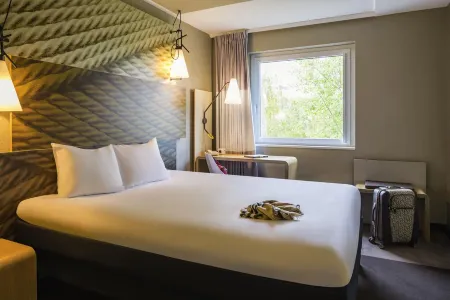 Ibis Zurich Messe Airport