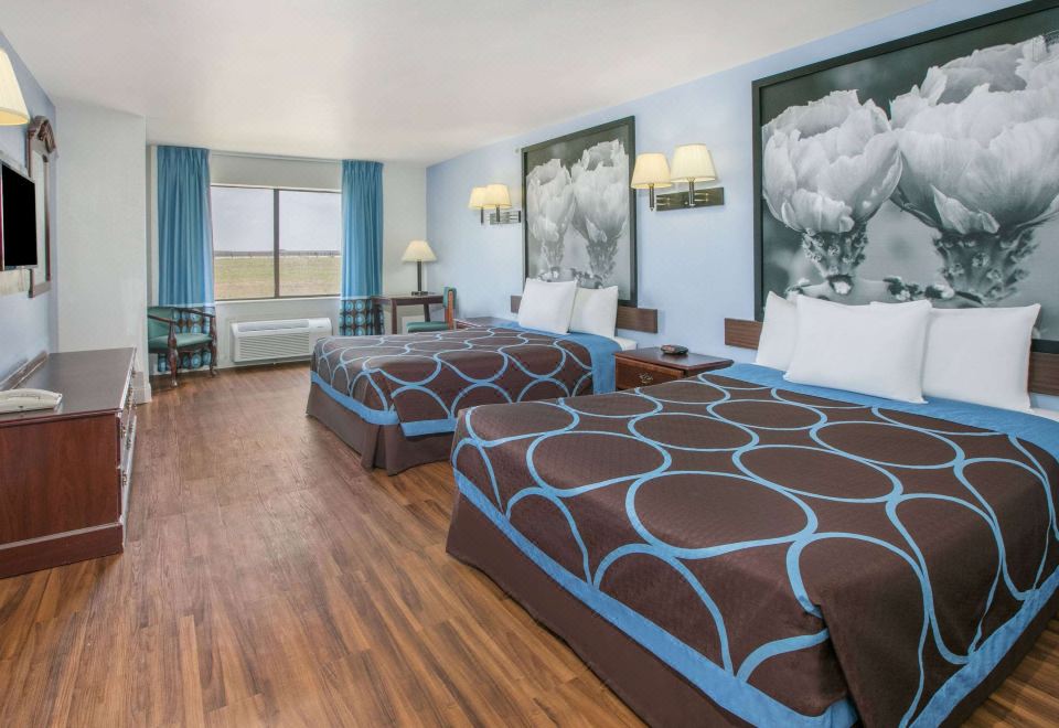 Super 8 by Wyndham Garland North Dallas Area - Housity