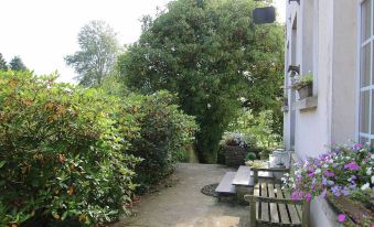 Splendid Mansion in Bastogne with Fenced Garden