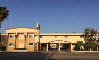 Grand Inn