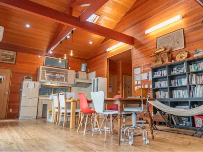 Wood Guest House Hotels in 