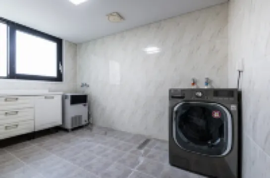 Seogwipo Prime Pool Villa Pension