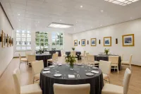 Tryp by Wyndham Montijo Parque Hotel Hotel a Alcochete