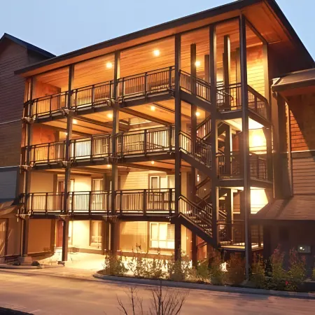 Sunrise Ridge Waterfront Resort