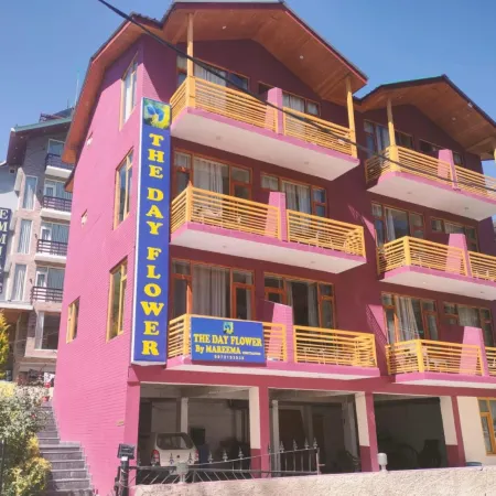 Goroomgo Mareema Pure Veg Hotel Manali