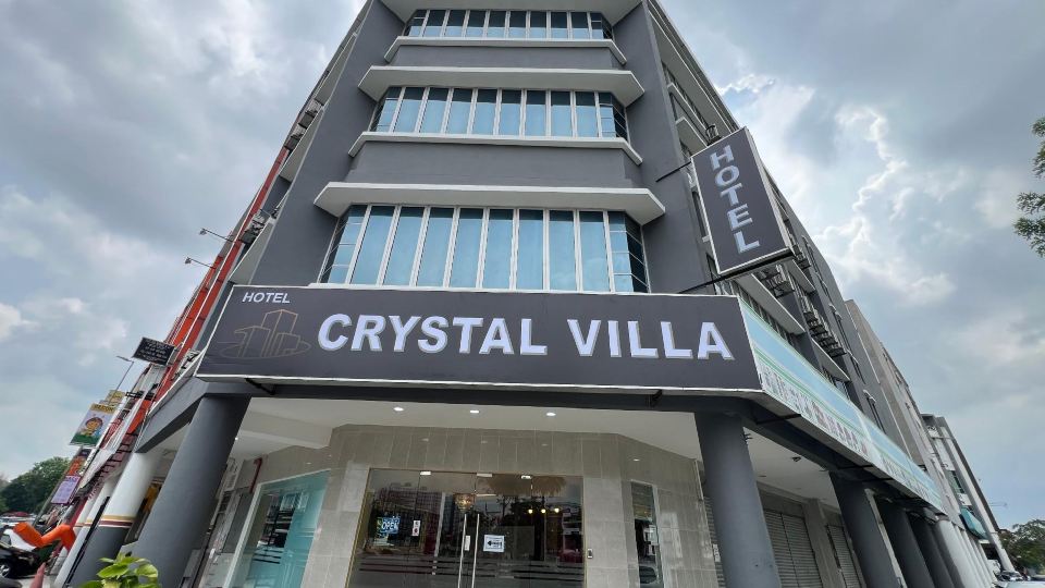 Hotel Crystal Villa