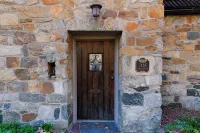 Royal in Columbus- Midtown Columbus Castle