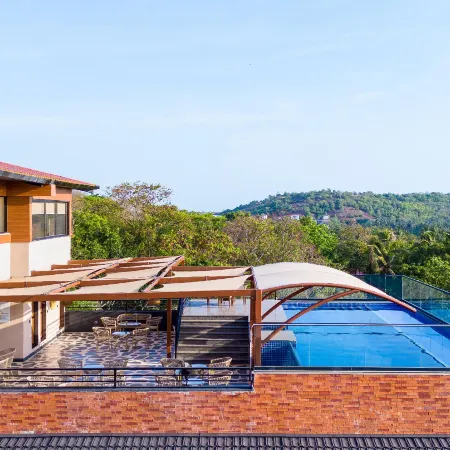 Holitel Anjuna Goa