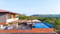 Holitel Anjuna Goa Hotels near Anjuna Beach