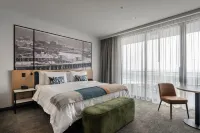 One North Terrace - 4-Sterne