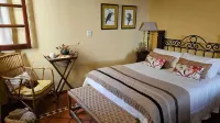 Villa Vicuña Cafayate Boutique Hotel - parking