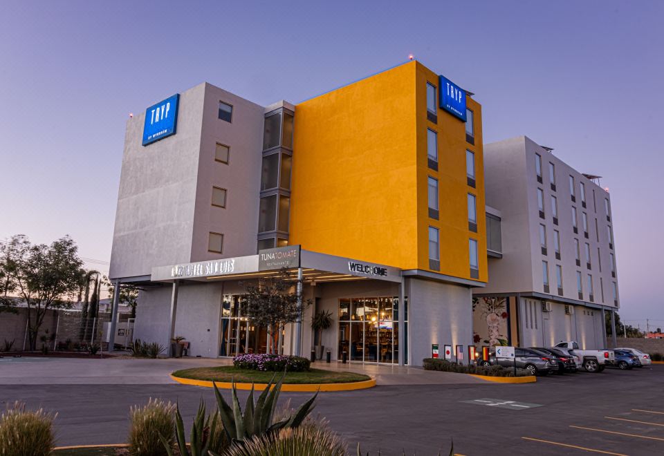 hotel overview picture