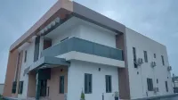 Peninsula Suites Hotels near Ushafa Quarry Water